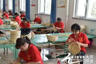 广灵巧娘编织脱贫路 巧手编剪裁，劳务服务打响脱贫“三张牌”